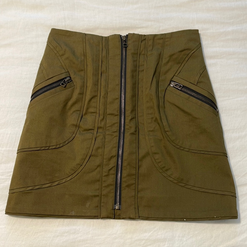 Veronica Beard Linda Front Zipper Olive Skirt